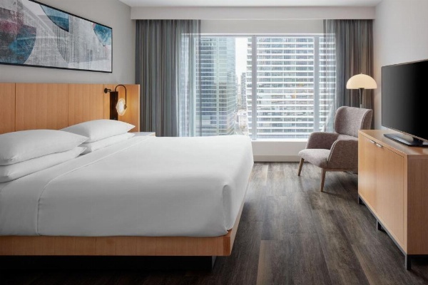 Delta Hotels by Marriott Toronto image 54