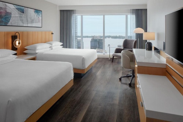 Delta Hotels by Marriott Toronto image 94